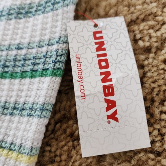 UNIONBAY Junior Womens Rosana Snow White Stripe Sweater Tank Top Size: Small NWT - Picture 5 of 6